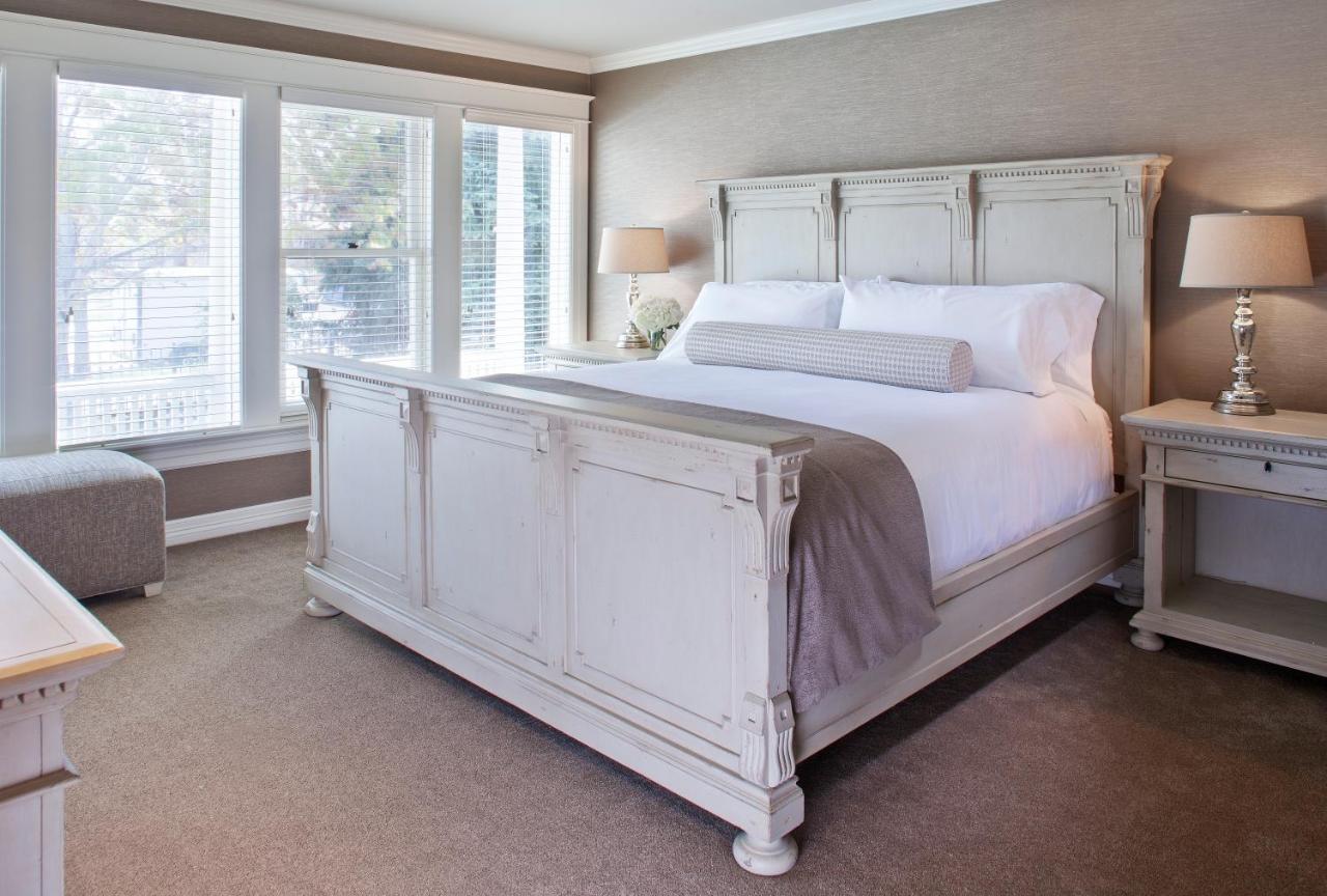 Edwards House Hotel ฟอร์ตคอลลินส์ ภายนอก รูปภาพ