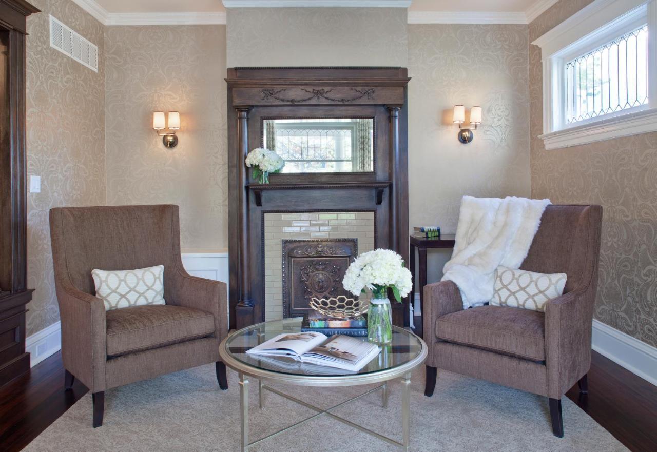 Edwards House Hotel ฟอร์ตคอลลินส์ ภายนอก รูปภาพ