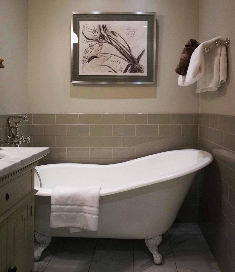 Edwards House Hotel ฟอร์ตคอลลินส์ ภายนอก รูปภาพ