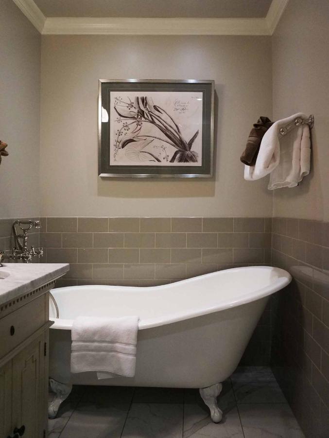Edwards House Hotel ฟอร์ตคอลลินส์ ภายนอก รูปภาพ