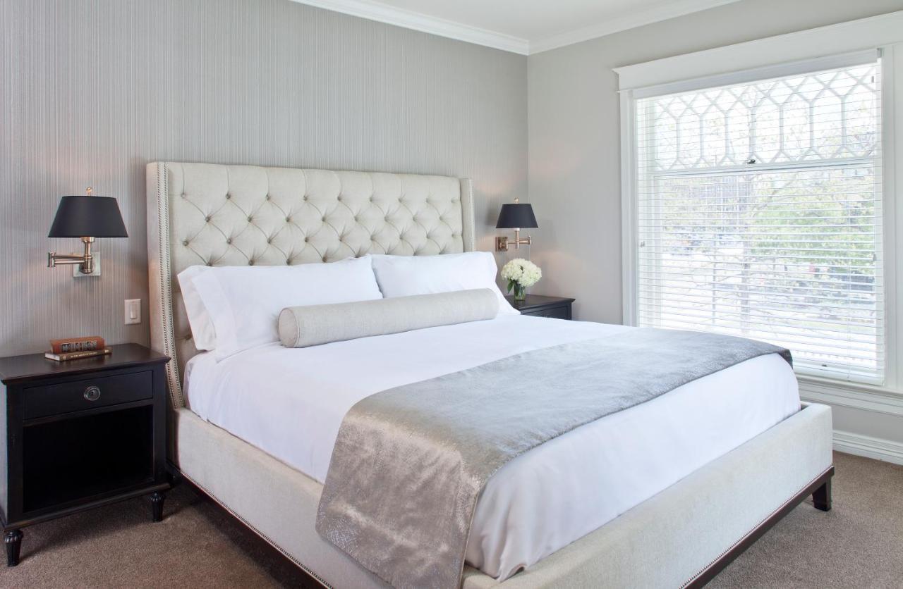 Edwards House Hotel ฟอร์ตคอลลินส์ ภายนอก รูปภาพ